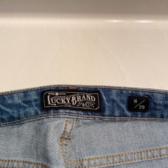 Lucky brand embroidered jeans size 8/29 - Picture 12 of 13